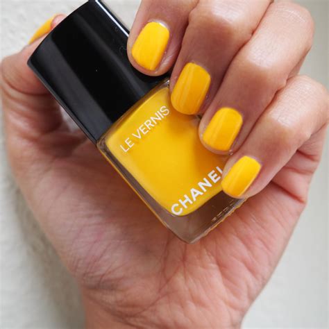 giallo napoli chanel|Chanel nail varnish colors.